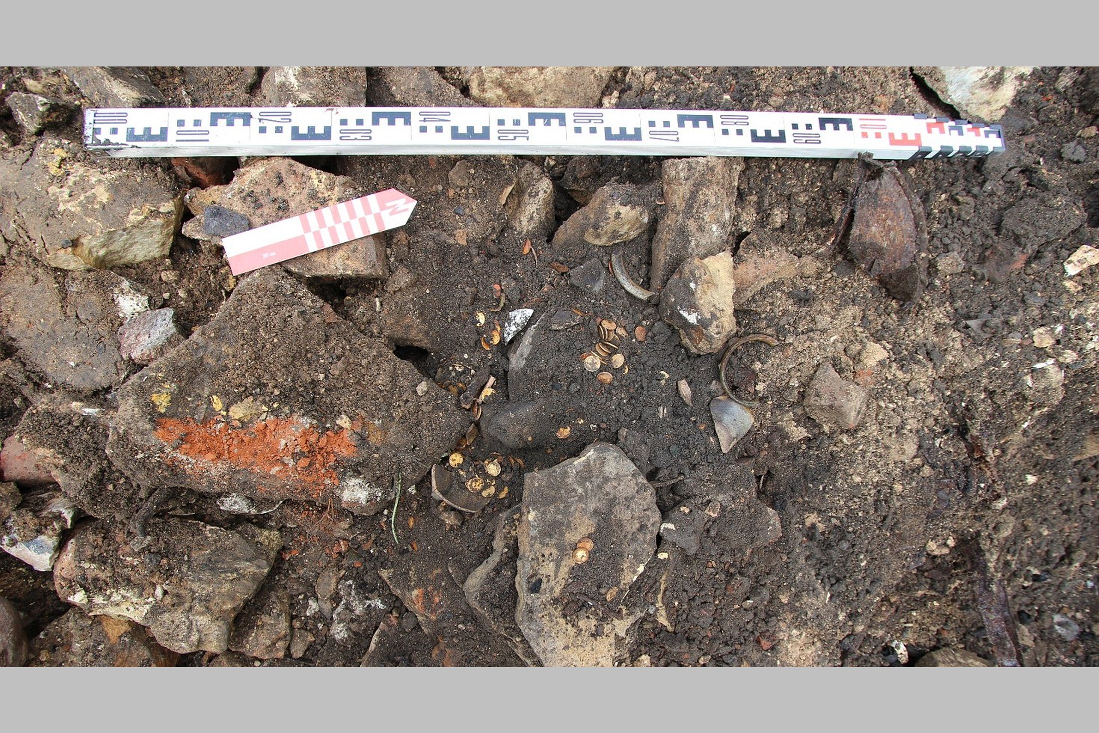 Находка была сделана на участке, предназначенном для нового строительства дома на улице Садовой. 