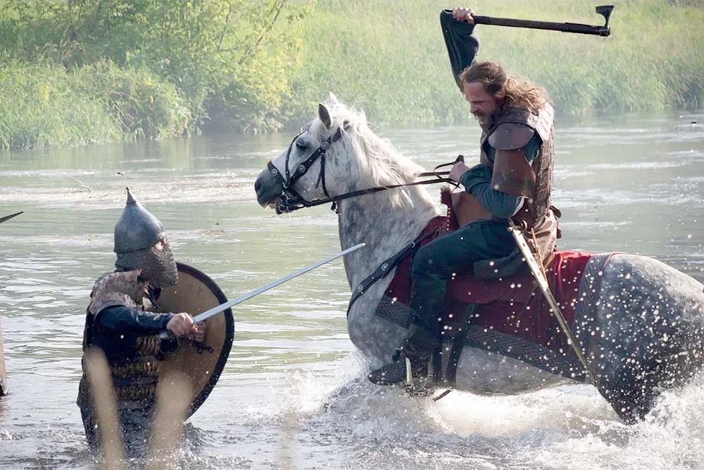 Князь Андрей Боголюбский первым начал собирать русские земли.  Это герой, достойный фильма или сериала. 