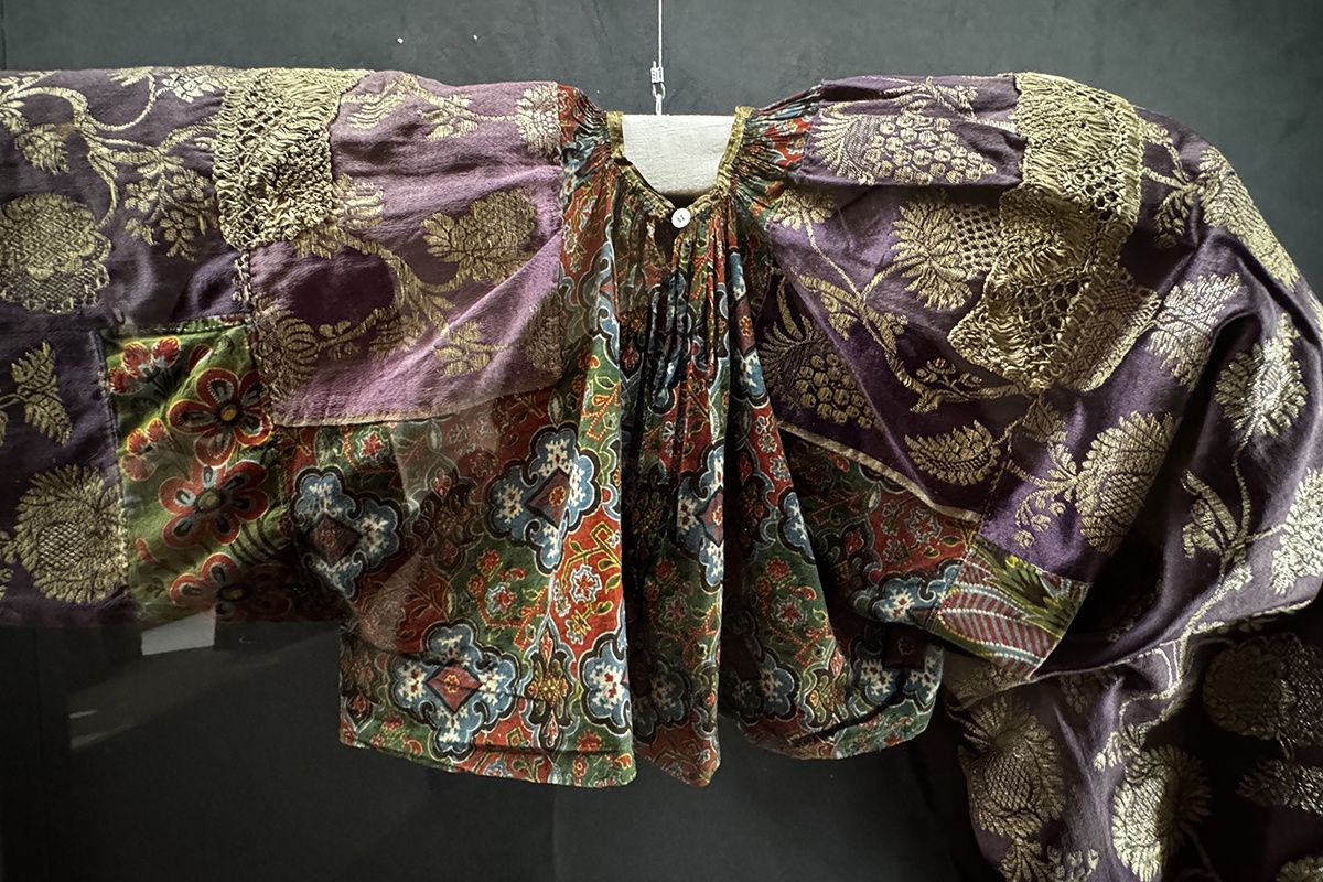 Рукава под сарафан, верхняя часть рубахи. Россия XIX в.