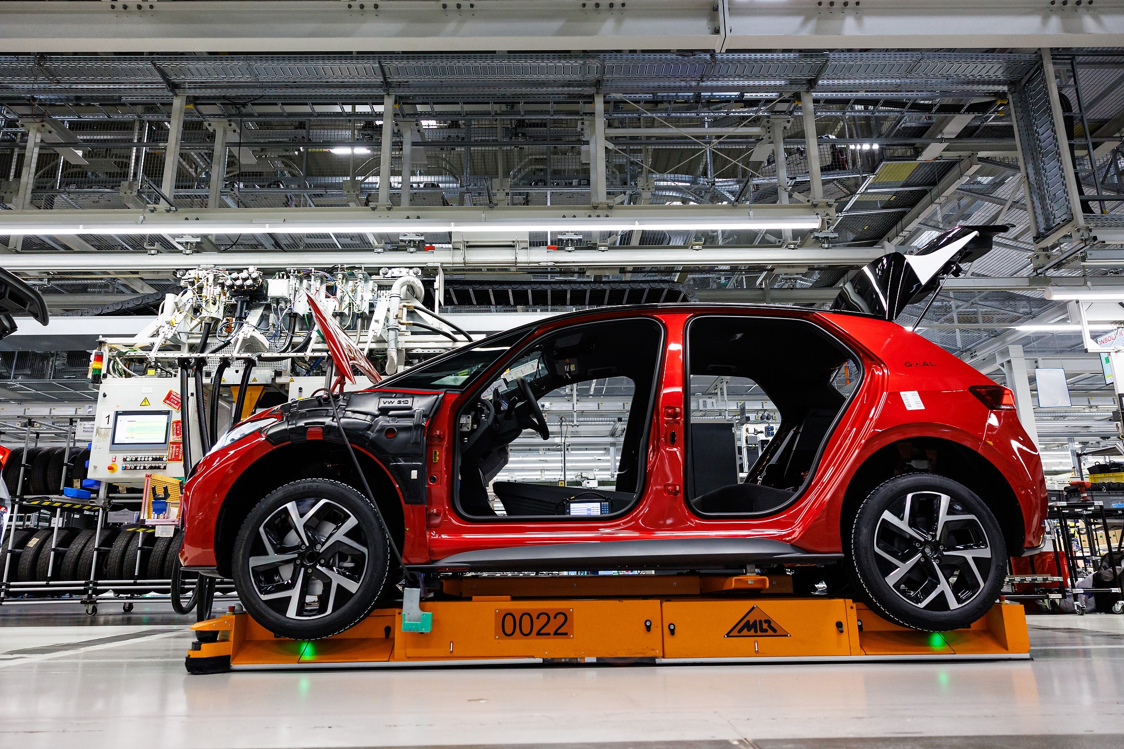"Положение Volkswagen действительно сложное". Эксперты рассказали, что будет с немецким концерном