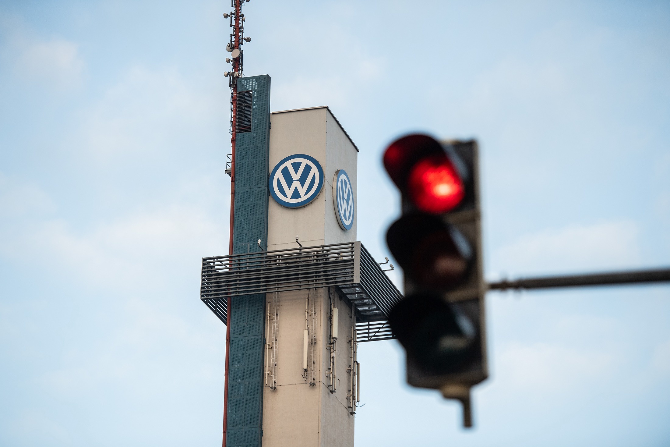 "Положение Volkswagen действительно сложное". Эксперты рассказали, что будет с немецким концерном