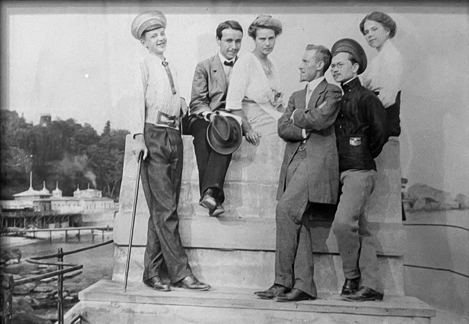 На набережной Алупки. 1911 год. 
