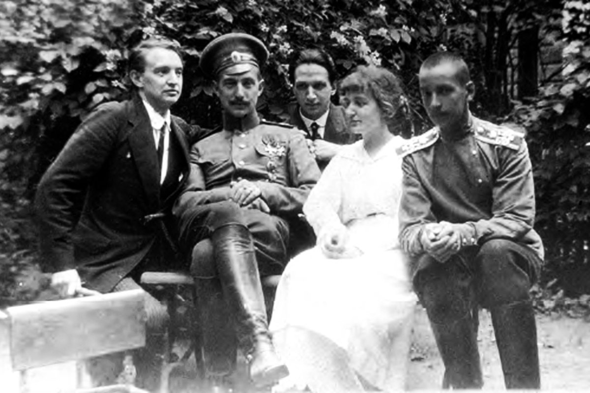 Семья Пуниных в 1915 году. Царское Село.