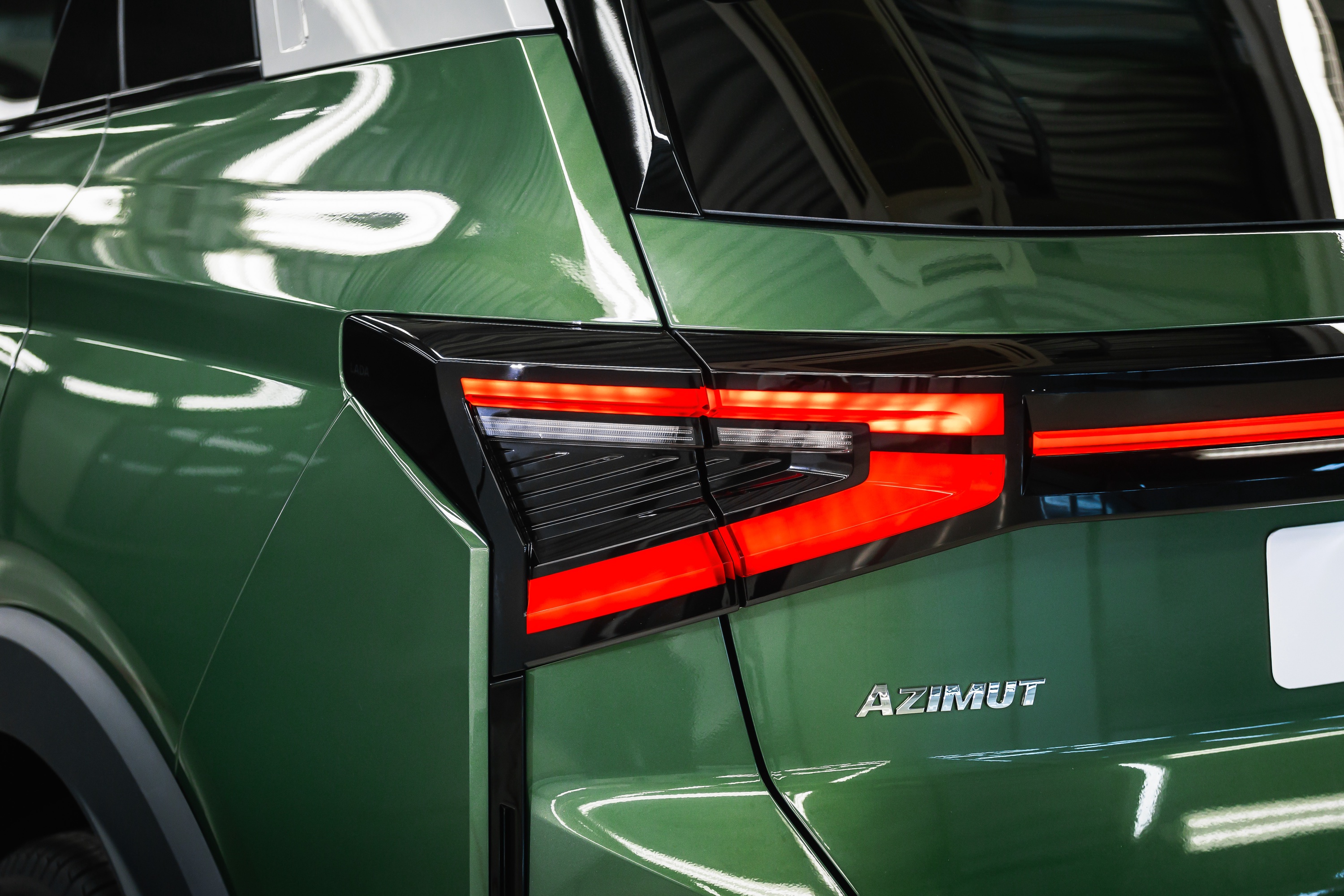 АвтоВАЗ рассказал, как Lada Azimut проверяли на устойчивость к электромагнитным помехам фото: АвтоВАЗ рассказал, как Lada Azimut проверяли на устойчивость к электромагнитным помехам